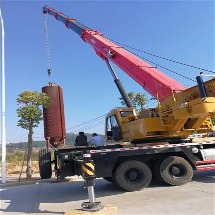 驿城专业吊车租赁多少钱