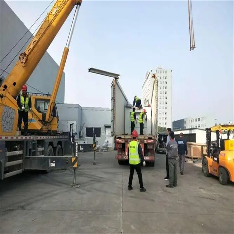 驿城如何找到附近的吊车救援服务