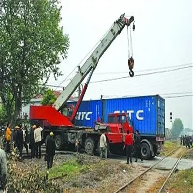 驿城如何快速找到附近的吊车救援公司