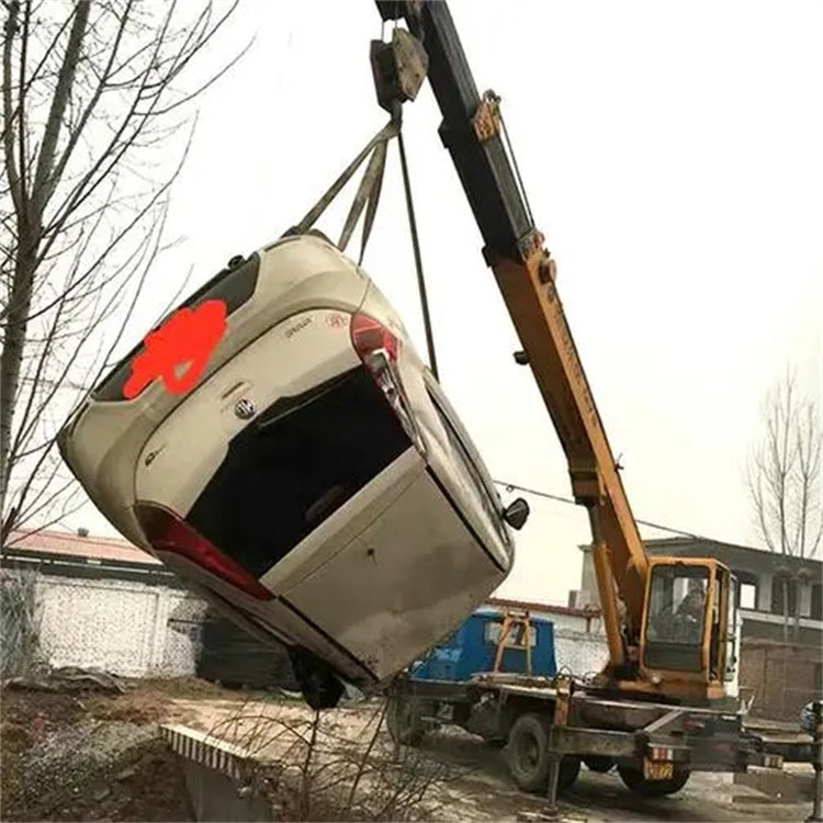 驿城随时待命，吊车24小时道路救援服务全解析