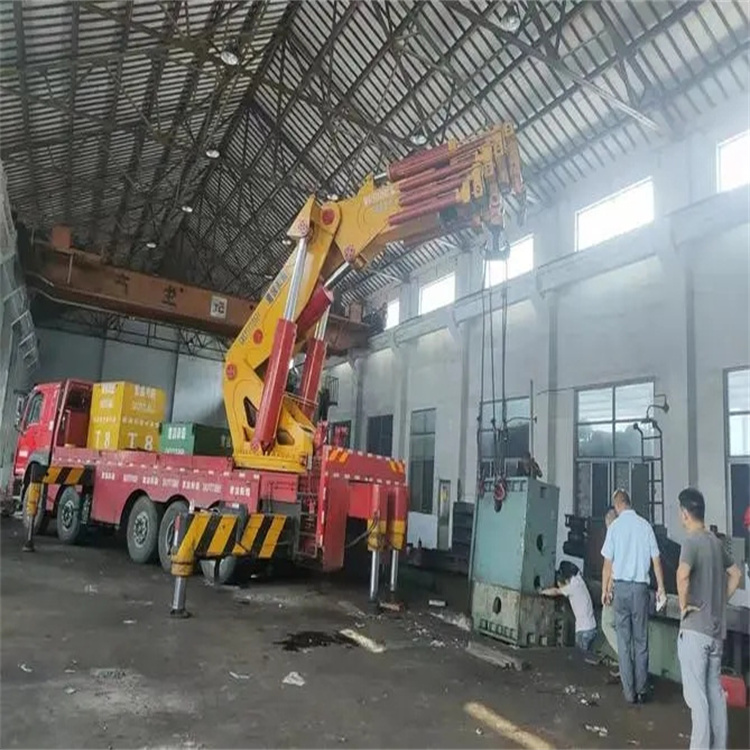 驿城速查！附近自卸吊车租赁电话及租赁全攻略