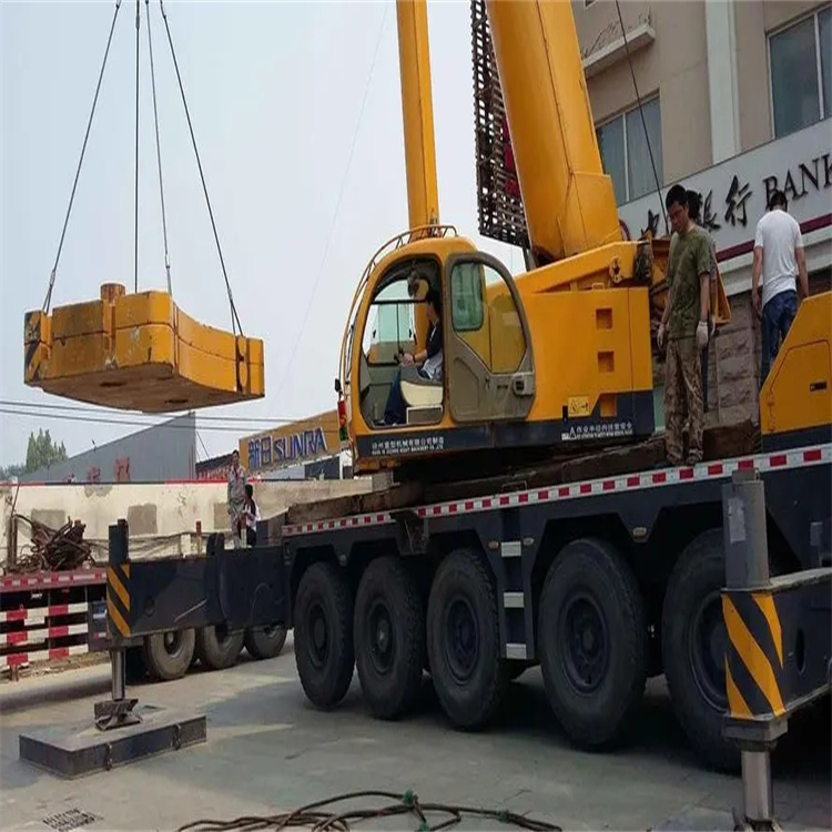 驿城当地吊车出租|机器吊装|75吨|工厂搬迁服务